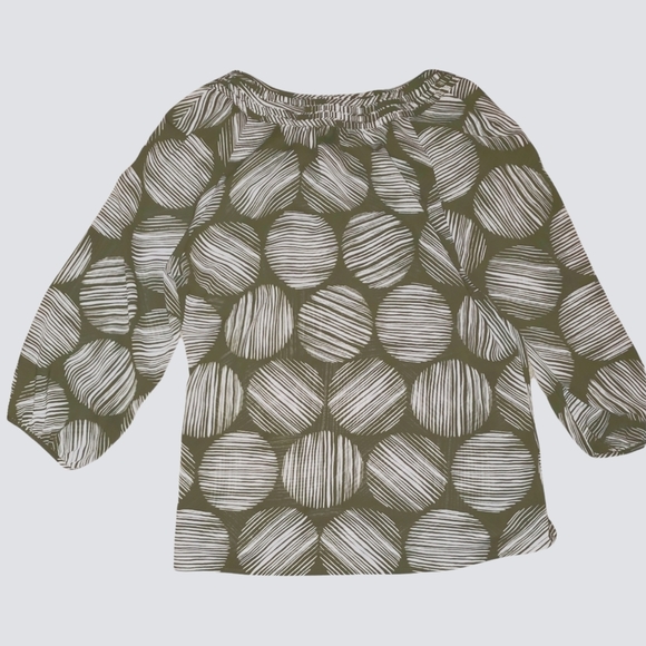 Banana Republic Scoop Neckline 3/4 Sleeve Gathered Shoulders Sheer Top 597 - Picture 3 of 5